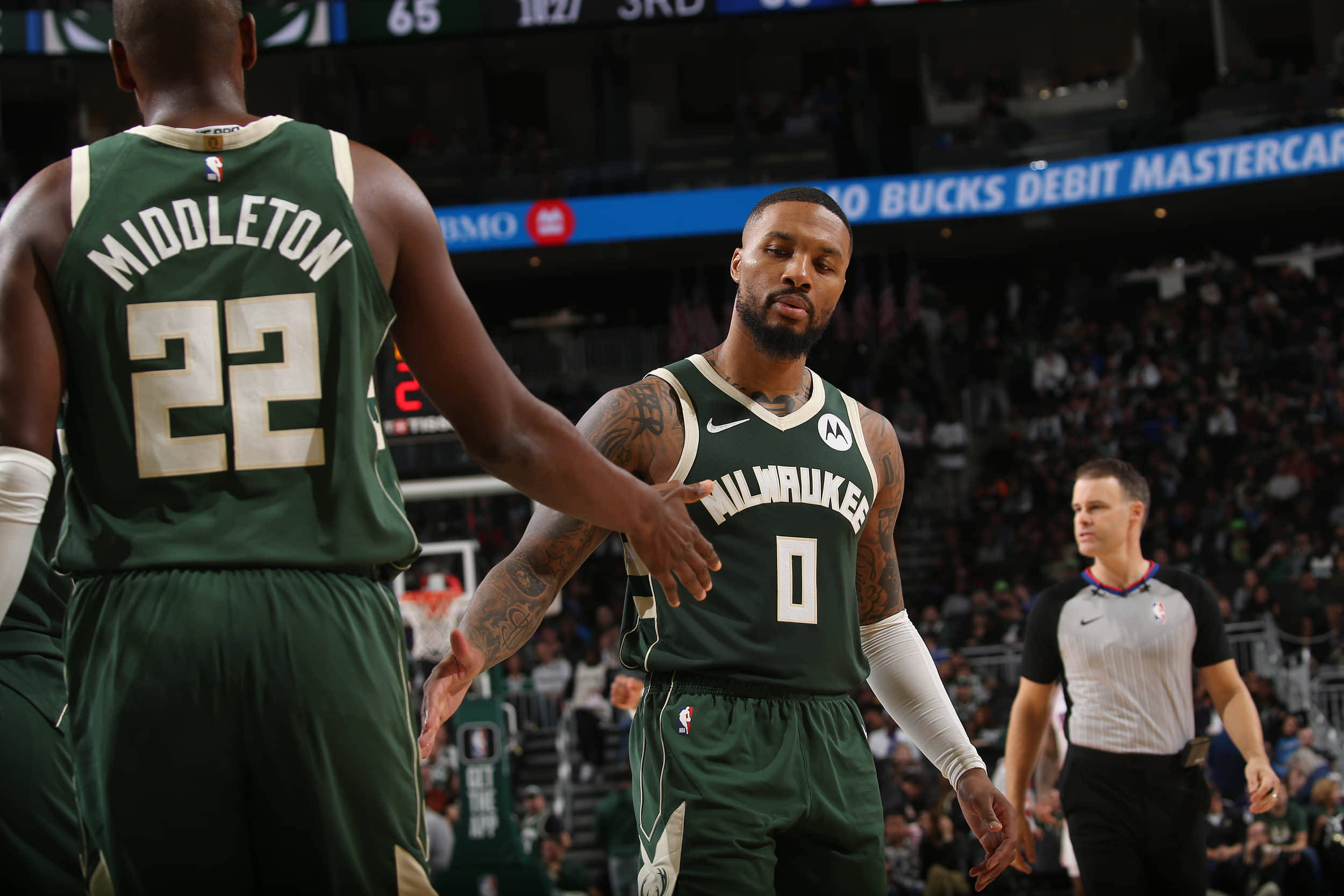 九游会游戏 字母哥连续五场比赛得分超过重返赛场，塞尔维亚队不断突破！