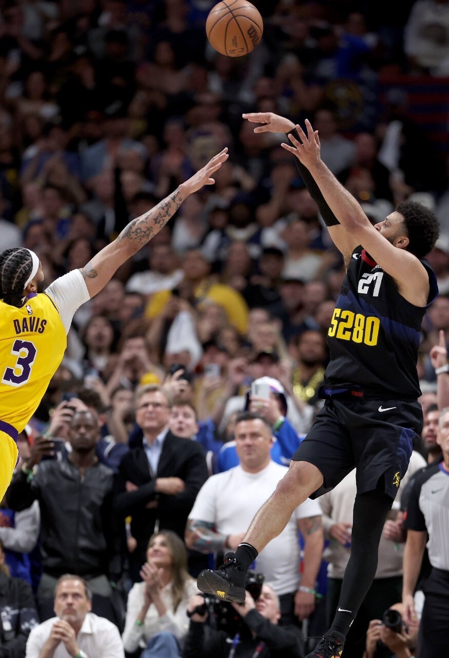 九游会 穆雷重要时刻表现优异，尤文图斯带队取胜！比赛高潮迭起