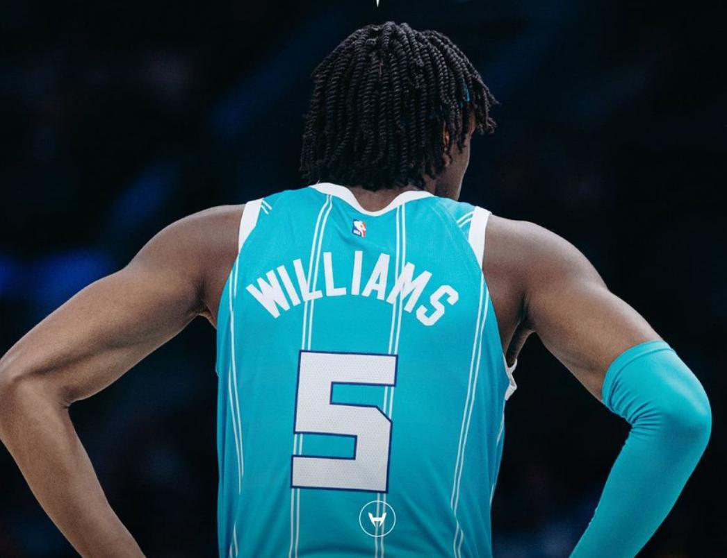  浓眉哥比赛视频 