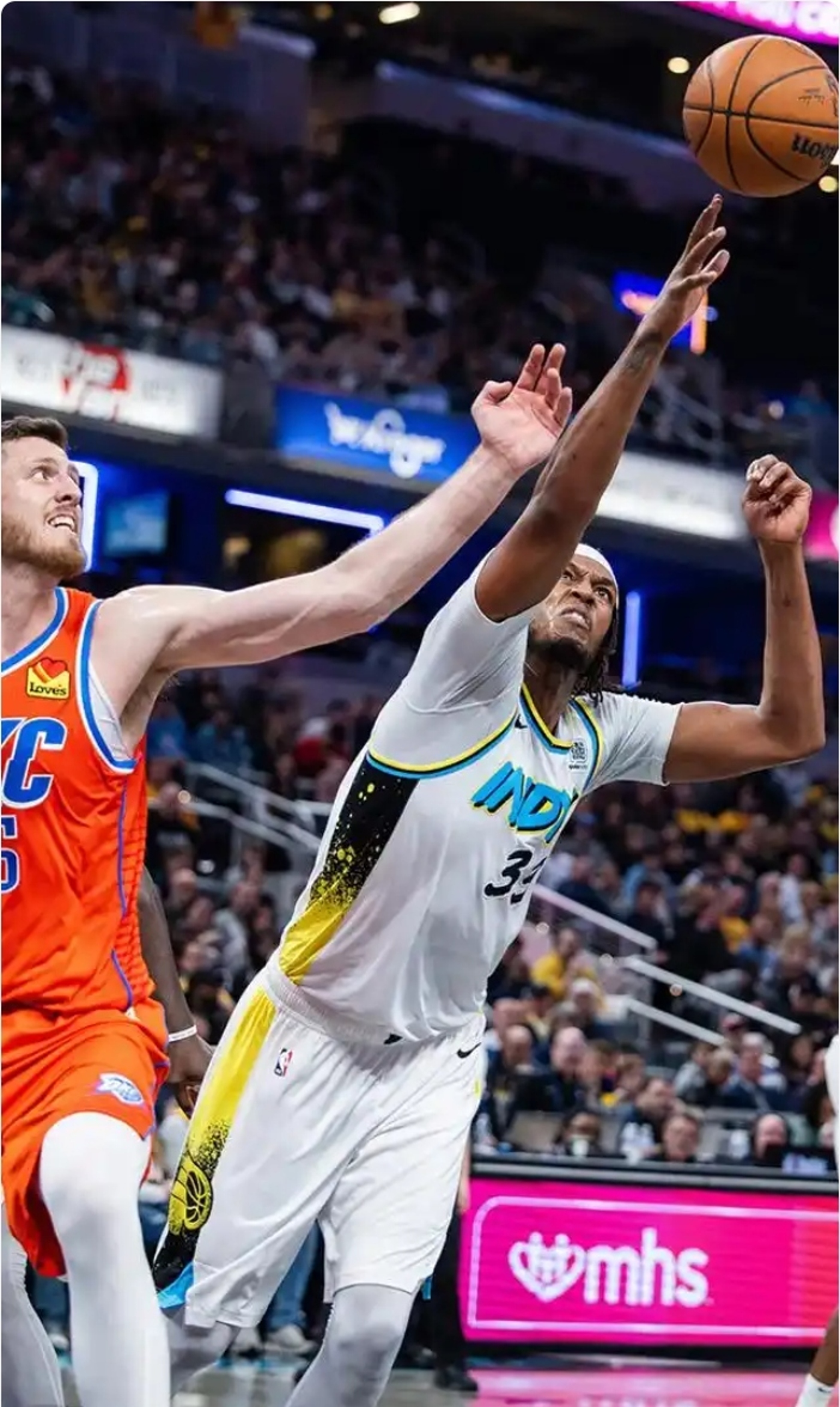 ninegame西亚卡姆回归赛场，逆转首场状态亮眼，G2观众沸腾！的简单介绍