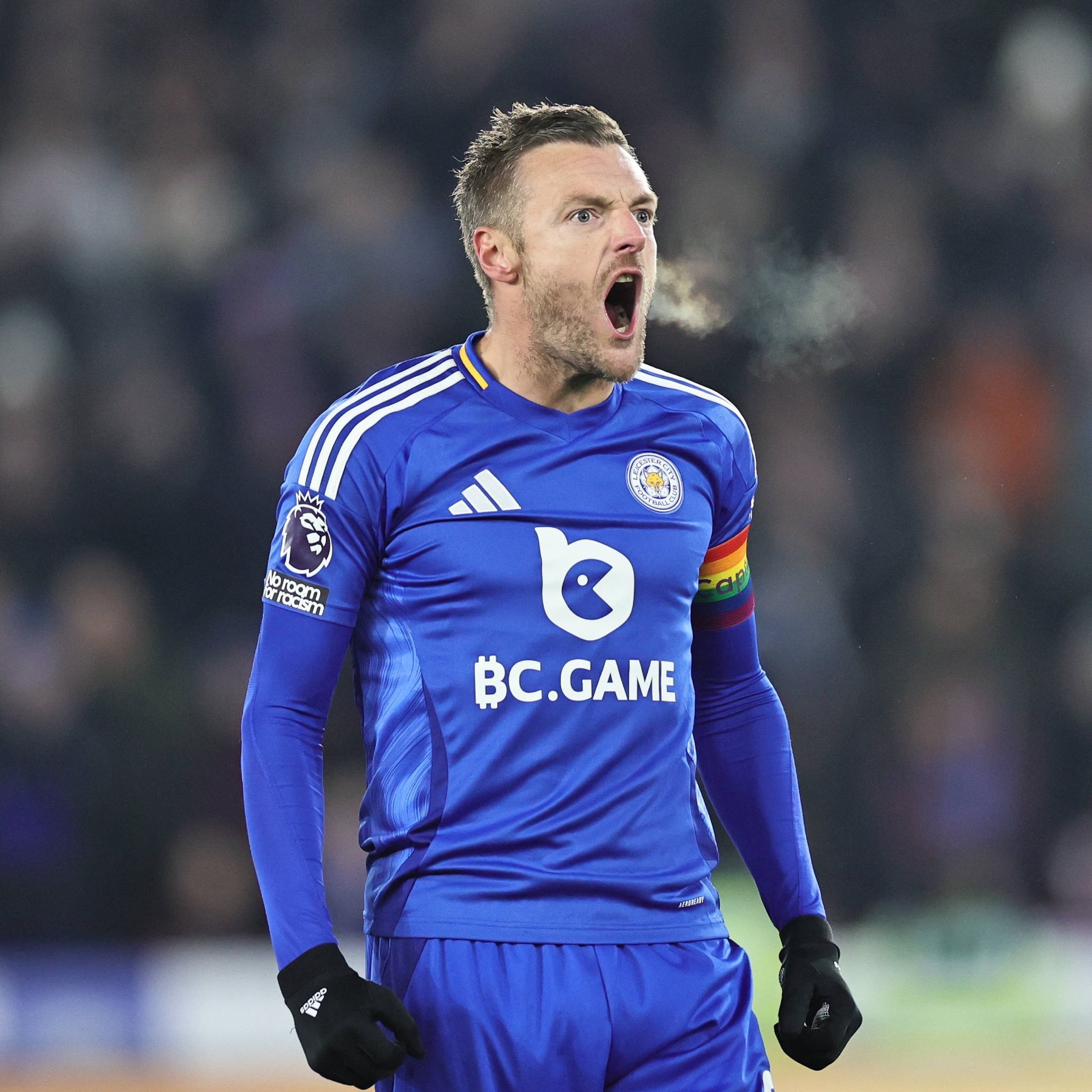 ninegame瓦伦西亚迎英超关键赛，国际比赛日迎来里程碑，压力陡增，轮换策略成焦点的简单介绍