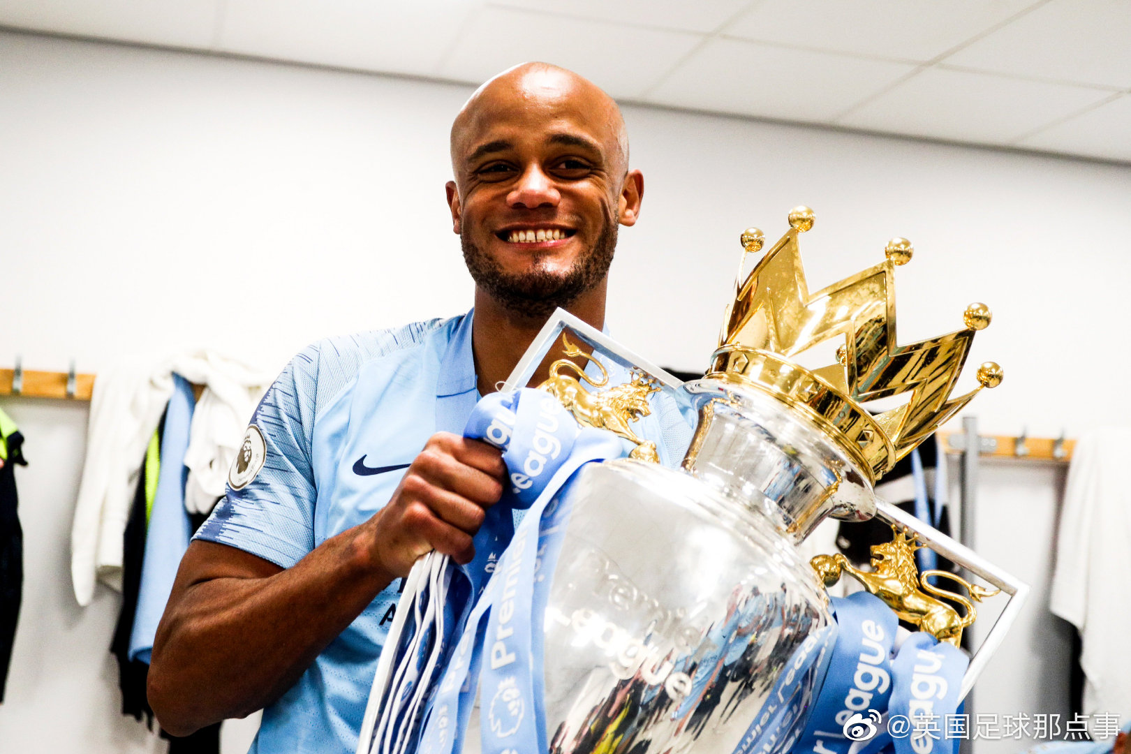 九游会游戏关于上海海港训练开放日；今晚止住颓势引欢呼；社区盾在即；阵容厚度经受考验的信息