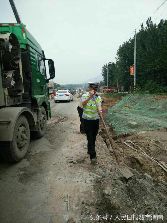 九游会社区盾转会期走向成谜；埃因霍温复出首秀；球迷炸锅；临场指挥获称赞的简单介绍
